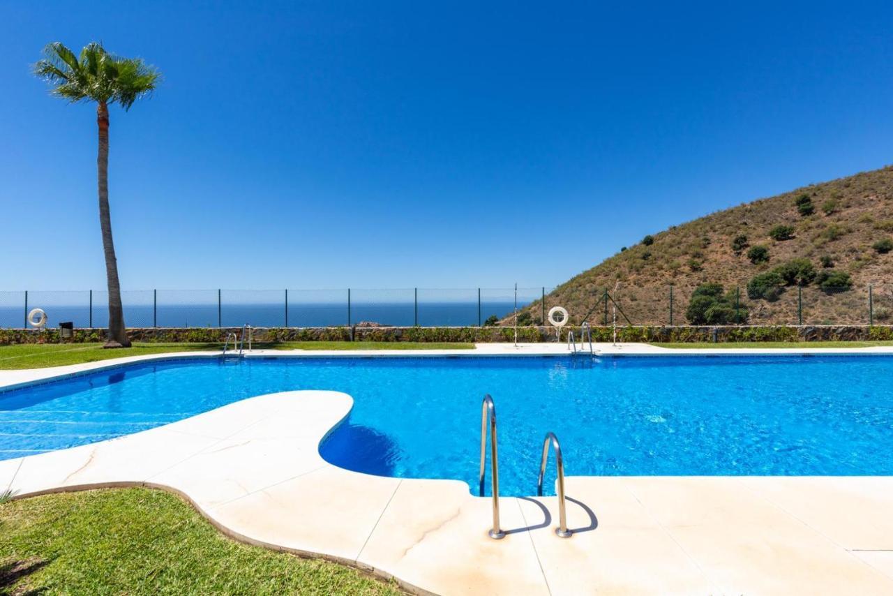 Ceres Malaga Apartamento De Lujo رينكون ذي لا مْبيكتوري المظهر الخارجي الصورة